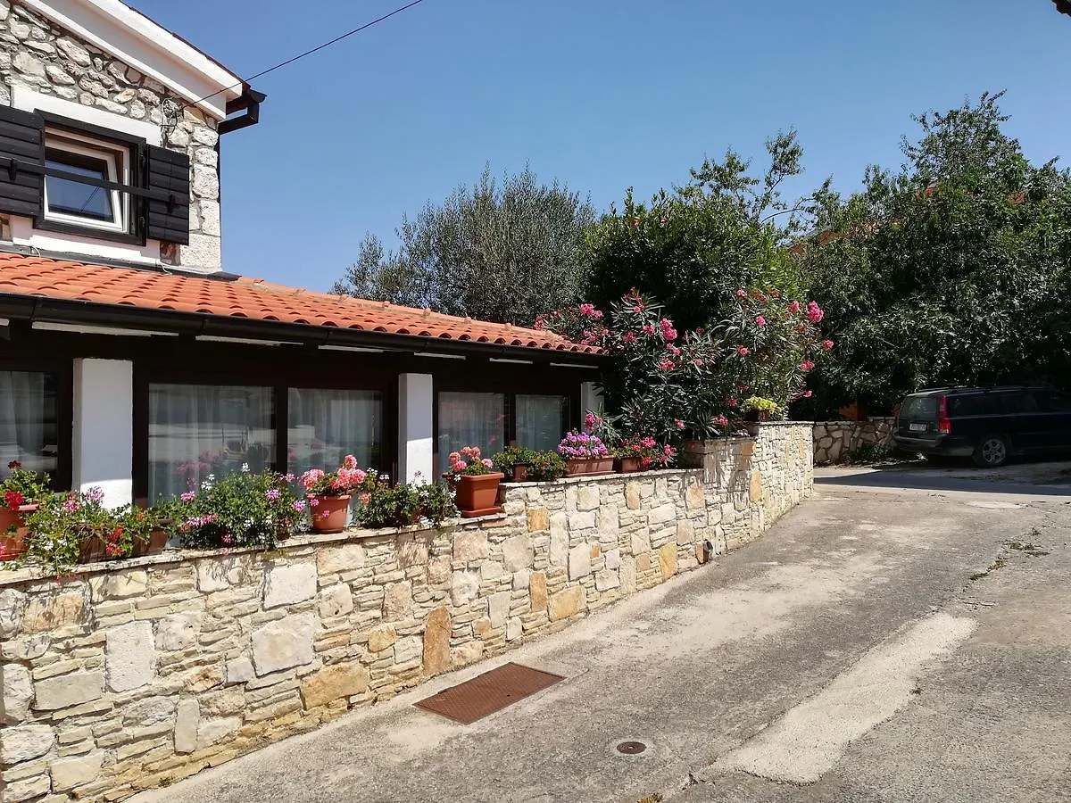 Ferienwohnung House Kamenjak Premantura